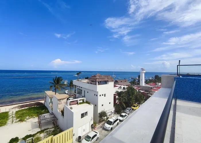 Amazing New Comfy Steps From The * Puerto Morelos